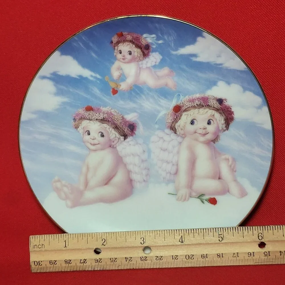 Vintage Dreamsicles Loves Shy Glance Angel Cherub Collectible Plate 1994 COA